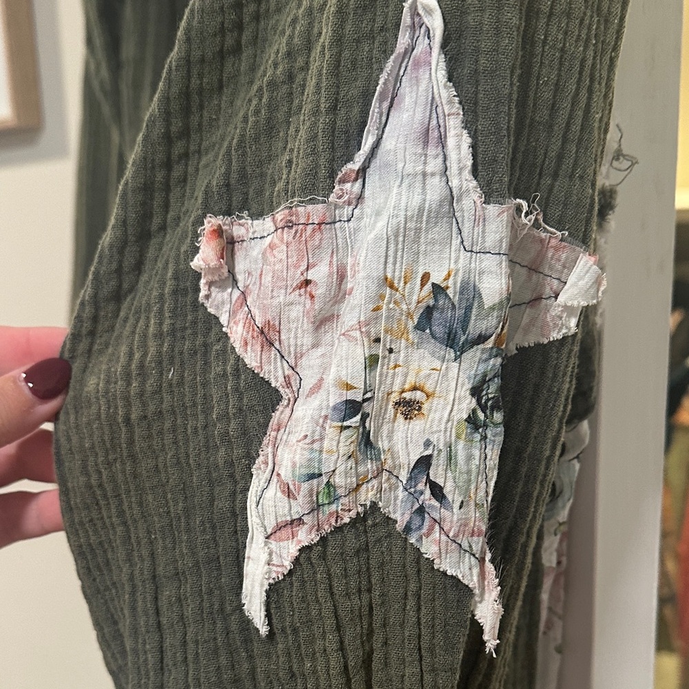 POL patchwork button up top - Picture 4 of 4